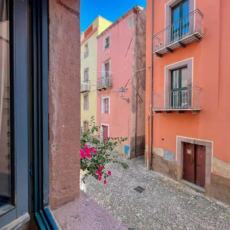 Sardinian Gallery Bonaria بيت للعطل
